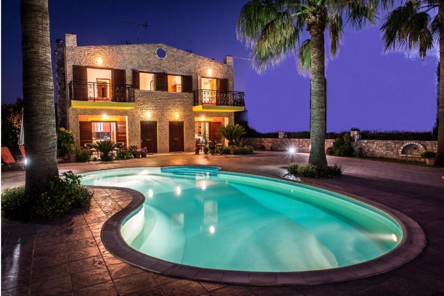 Erodios Villas 1 Gerani  Luaran gambar