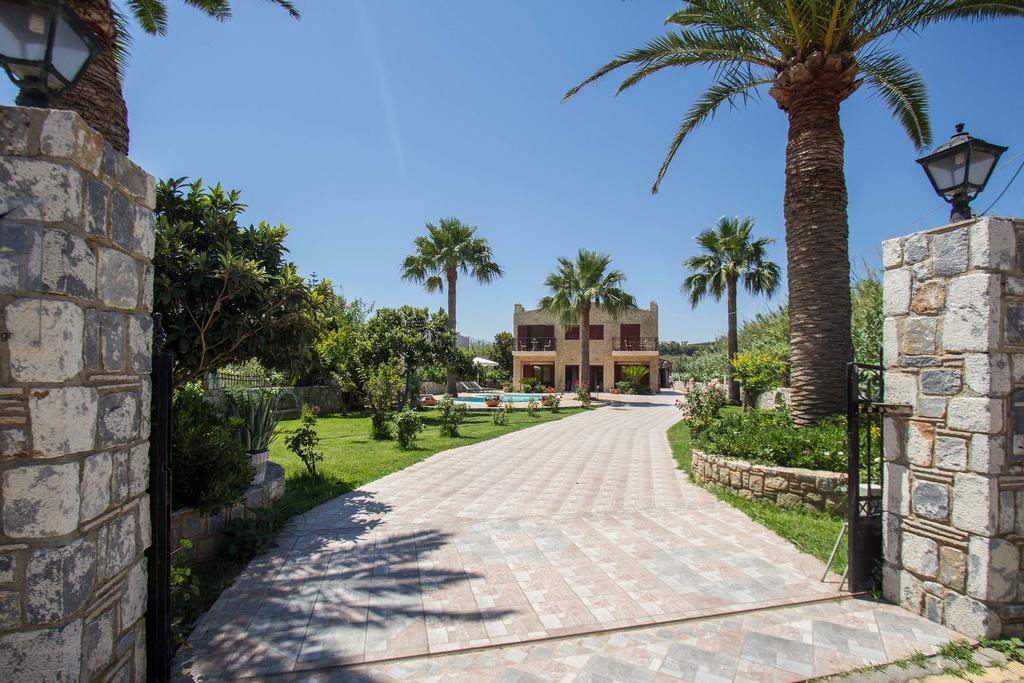 Erodios Villas 1 Gerani  Luaran gambar